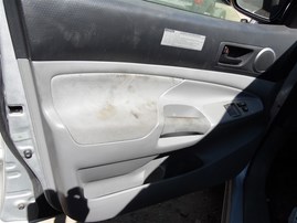 2005 Toyota Tacoma SR5 Silver Extended Cab 4.0L AT 2WD #Z22010